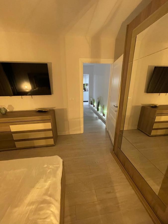 Oxana Apartments - 3 Camere - טימישוארה מראה חיצוני תמונה